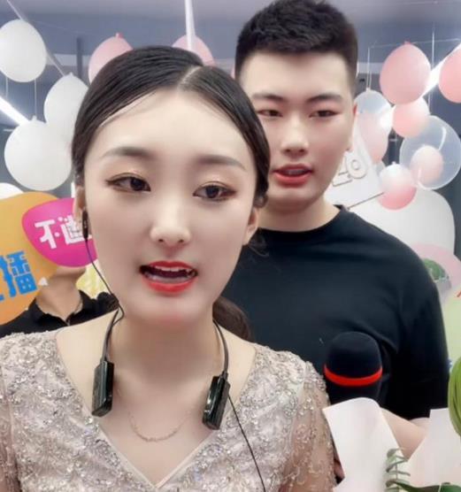 朱丹丹最新爆料视频播放,揭秘娱乐圈惊人内幕！  第2张